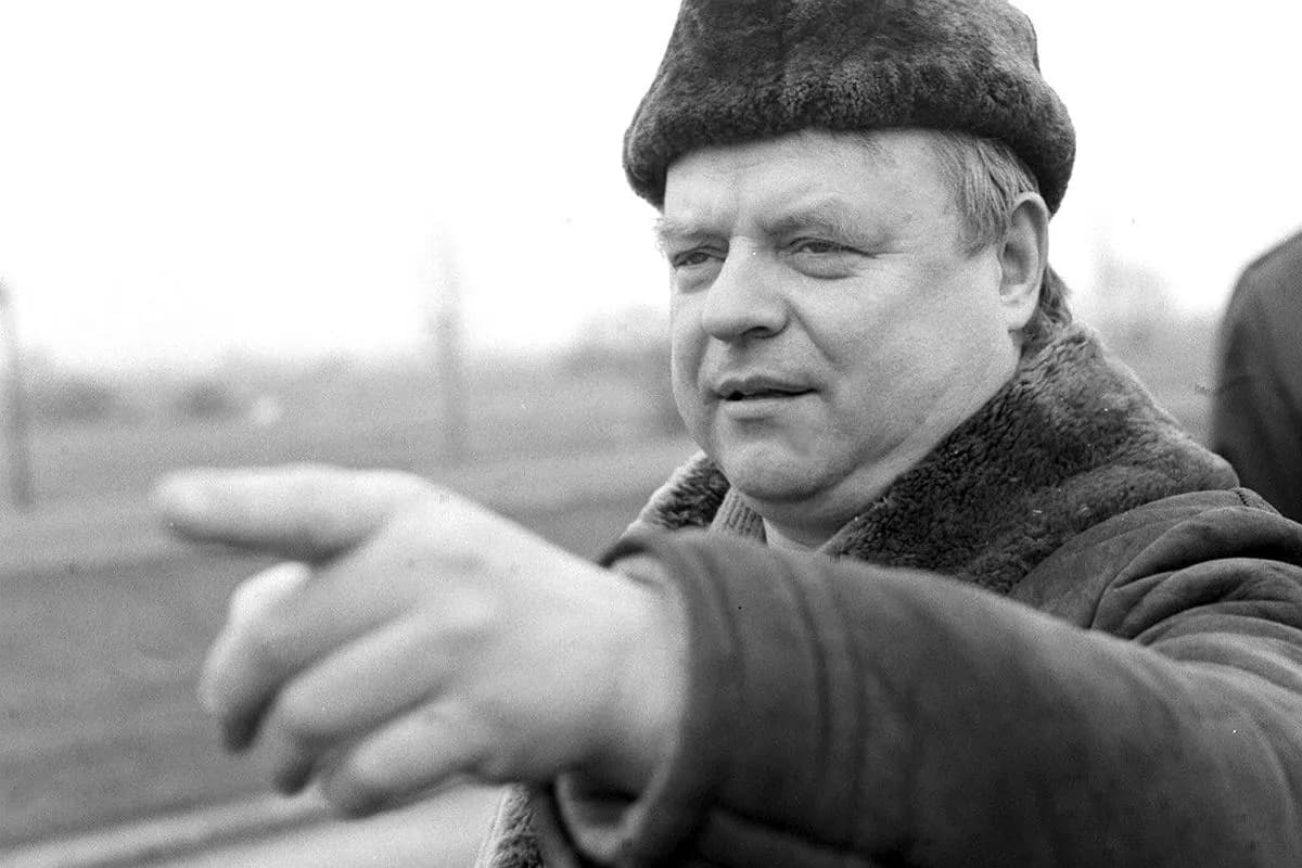 Miś reżyser Stanisław Bareja – jak film zmienił polską komedię Miś reżyser Stanisław Bareja – jak film zmienił polską komedię