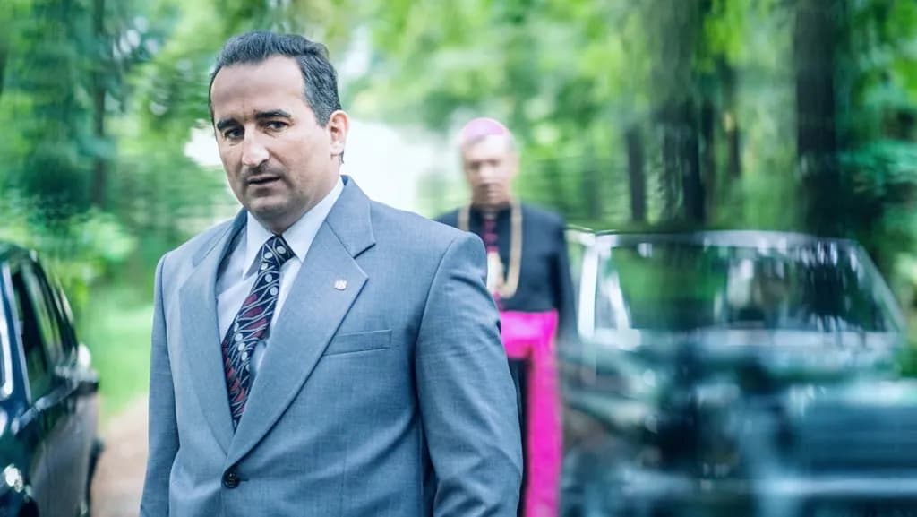 Kogo grał maślak w filmie Gierek? Odkryj tajemnicę tej postaci Kogo grał maślak w filmie Gierek? Odkryj tajemnicę tej postaci