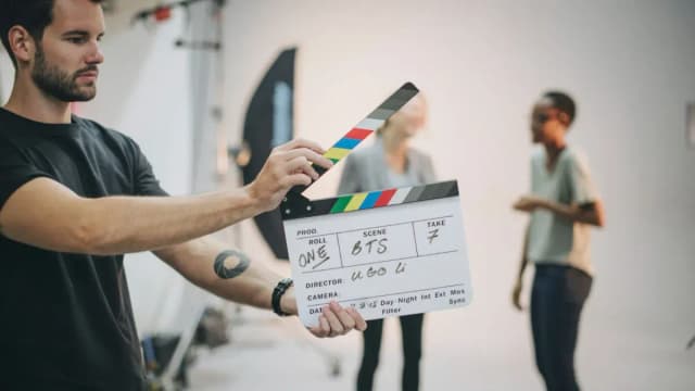 Ile zarabia aktor filmowy w Polsce? Zaskakujące różnice w wynagrodzeniach Ile zarabia aktor filmowy w Polsce? Zaskakujące różnice w wynagrodzeniach