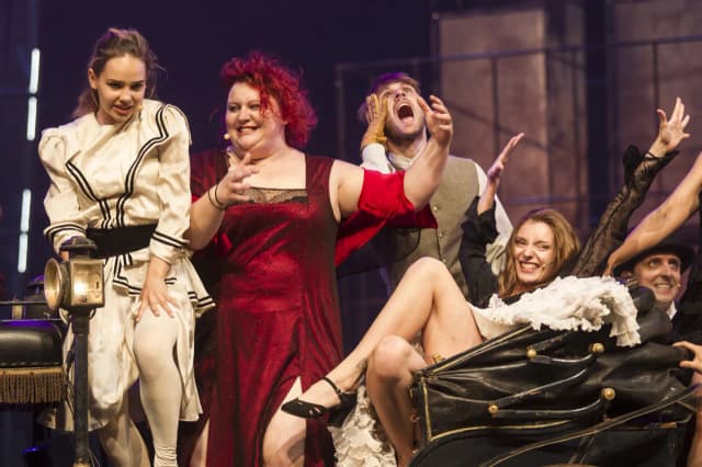 Aktorzy Zawadzki – ich niezwykłe kariery i osiągnięcia w teatrze Aktorzy Zawadzki – ich niezwykłe kariery i osiągnięcia w teatrze